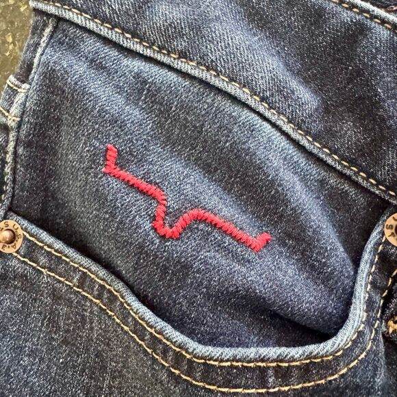 Chloe Kimes Ranch Boot Cut Jeans. Size 8. - Picture 7 of 9